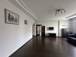 4-комн, 2-й (4 мкр.) кв-л, д.216