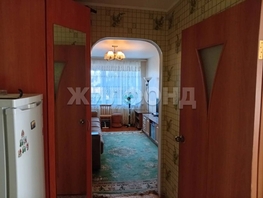 Продается 3-комнатная квартира Революции пр-кт, 51.2  м&sup2;, 4500000 рублей
