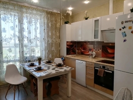 Снять трехкомнатную квартиру Пригородная ул, 56  м&sup2;, 3700 рублей
