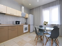 Снять двухкомнатную квартиру Крылова ул, 70  м&sup2;, 3900 рублей