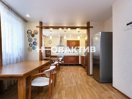 Продается 4-комнатная квартира Бориса Богаткова ул, 126.8  м², 20900000 рублей