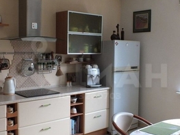 Коттедж, 325 м², 3 этажа, участок 6 сот.