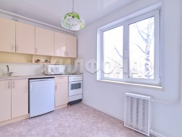 Продается 2-комнатная квартира Олега Кошевого ул, 43.8 м², 4840000 рублей