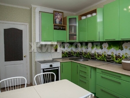 Продается 3-комнатная квартира Урожайный пер, 80.4 м², 8400000 рублей