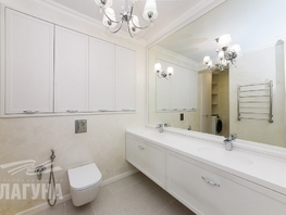 Продается 2-комнатная квартира Советская ул, 74.6  м&sup2;, 18700000 рублей