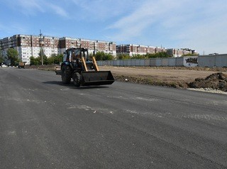 Новый участок улицы Солнечная Поляна наполовину готов