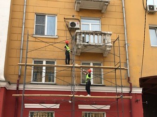 Фасады отремонтируют и запретят стеклить балконы и размещать рекламу